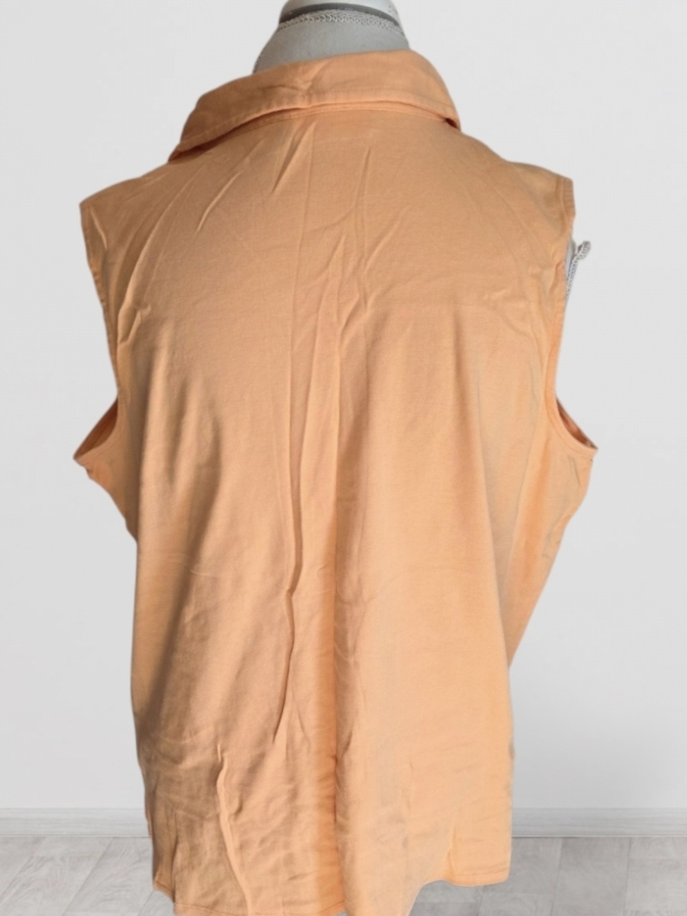 🍑 Rafaella Sleeveless Polo Tank Top in Peach - Picture 3 of 6